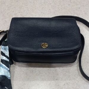 Elegant Black Leather Shoulder Bag